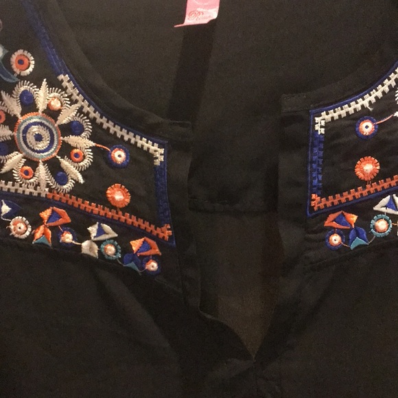 Embroidery neckline womens black small pullover blue/white/orange/teal shear - Picture 4 of 4
